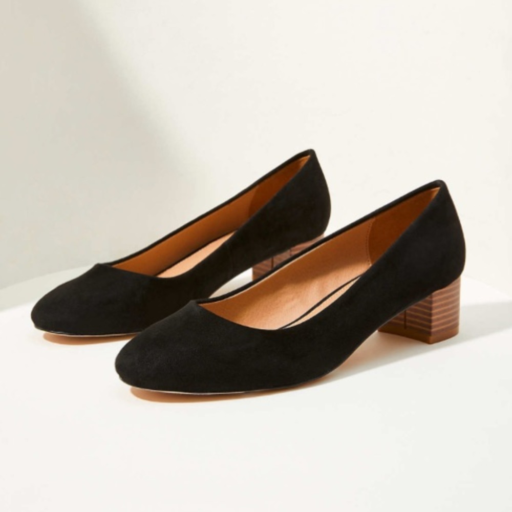 NWT Loft Black Block Pumps